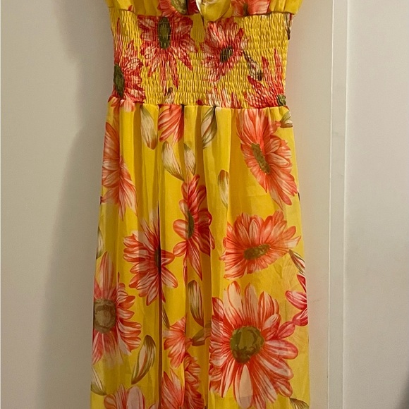 Floral Dress - Picture 2 of 2